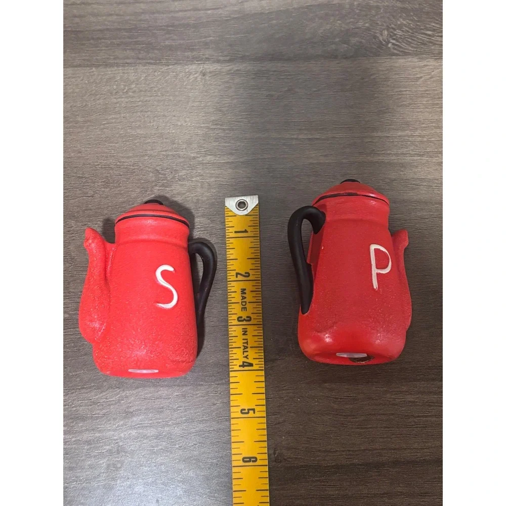 Vintage Enesco Red Teapot Salt and Pepper Shakers Set Retro Kitchenware